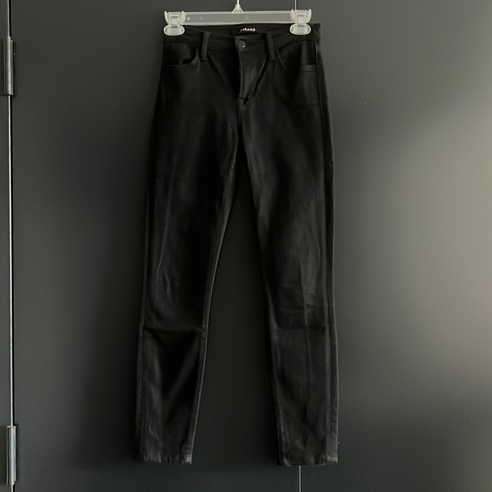 J Brand Skinny Jeans - skinny skinny, ankle jean. Size 24